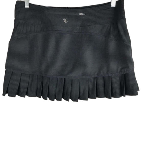 Athleta Good Match Skort 983247 Black  Medium Stripes Tennis Gym‎ Tiered Pleated - Picture 4 of 12